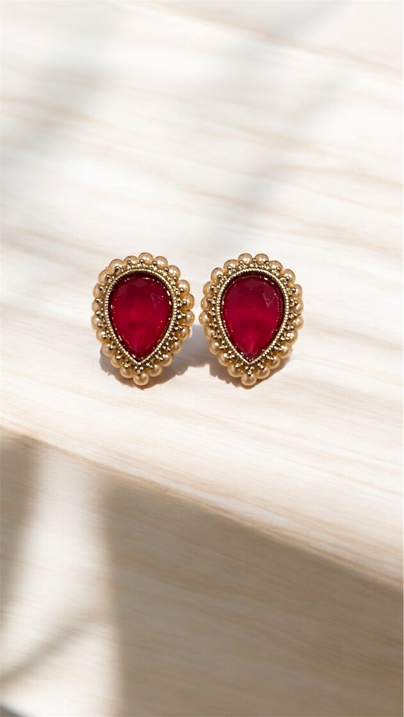 Reyah Studs