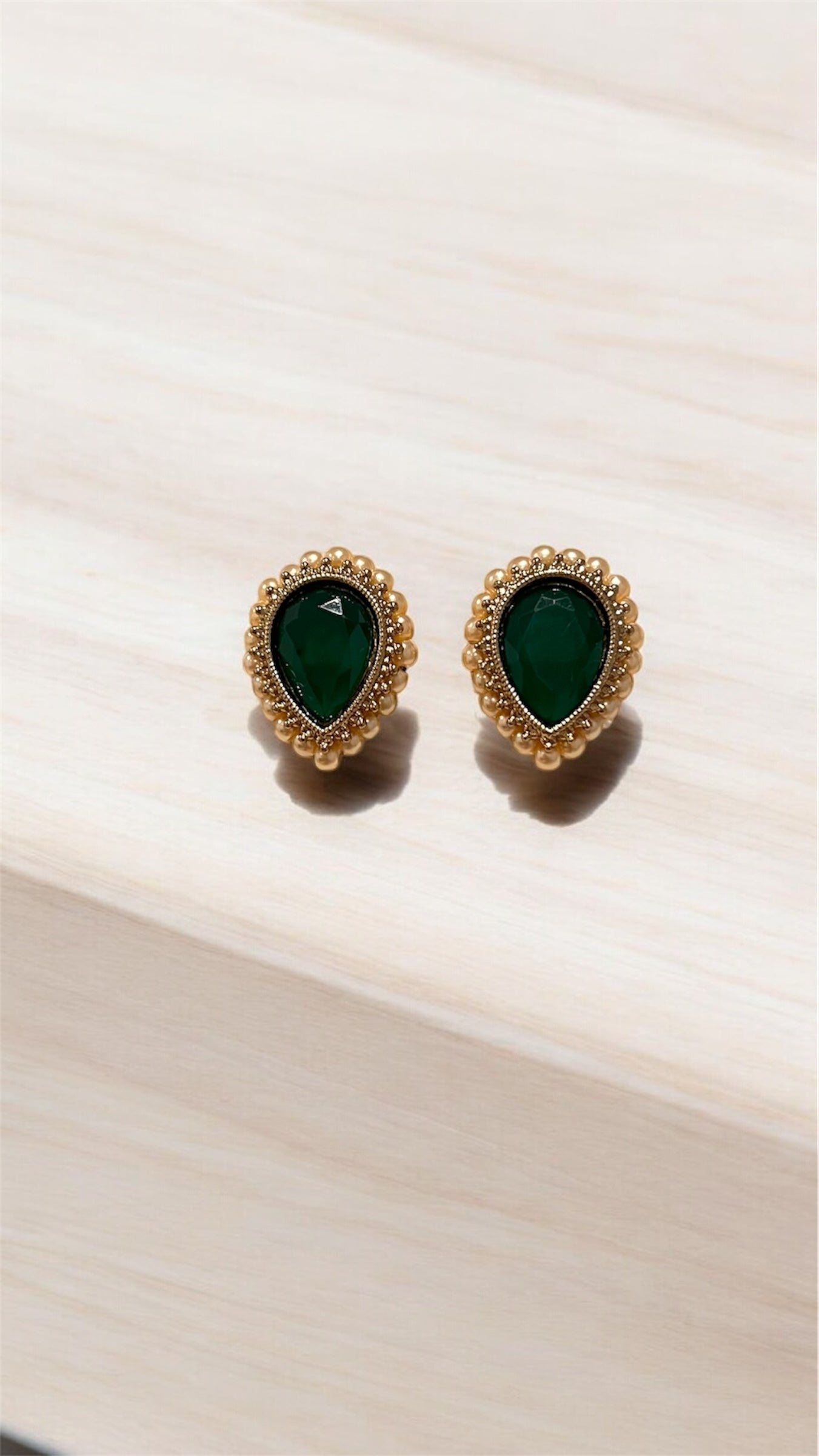 Reyah Studs