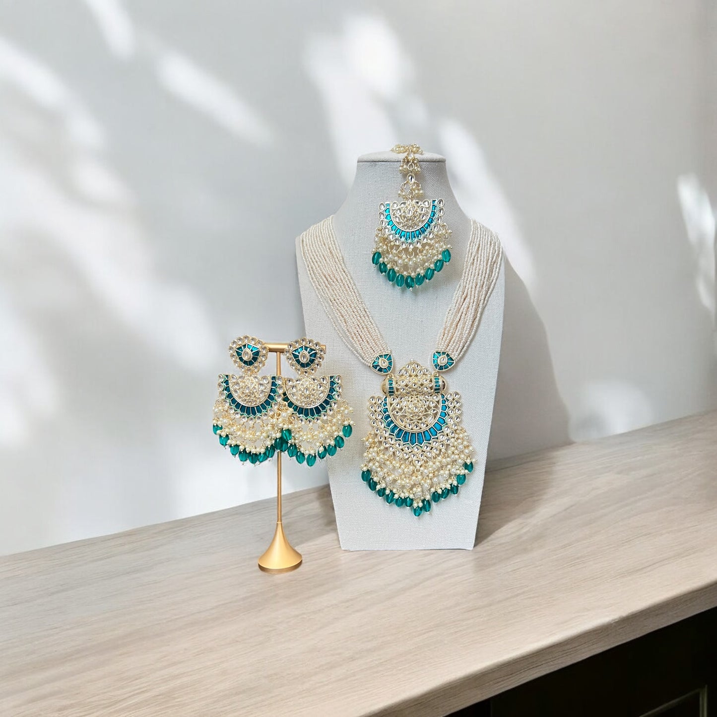 Kaliyani Necklace Set
