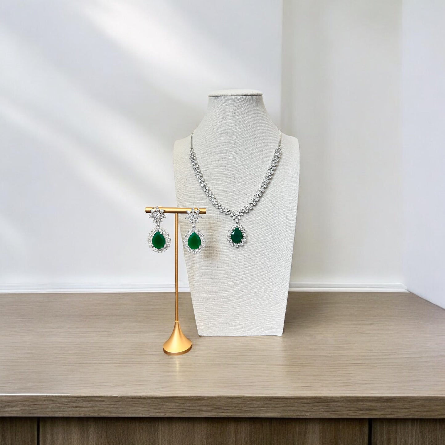 Mira Necklace Sets