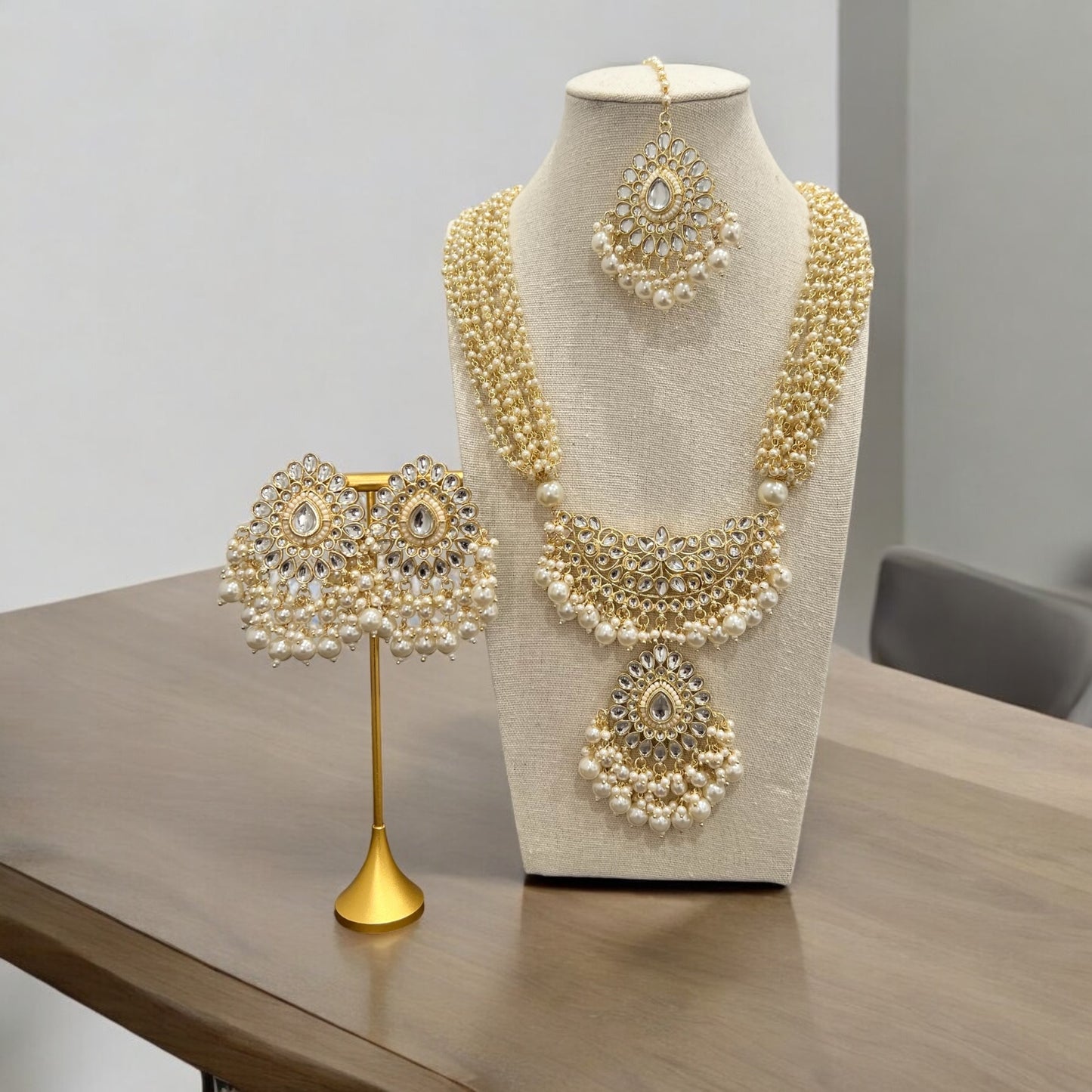 Sariyah Necklace Set