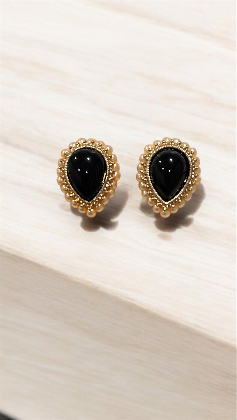 Reyah Studs