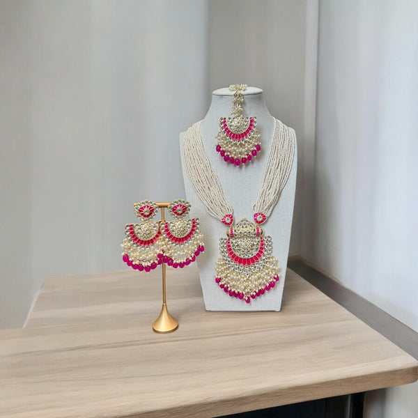 Kaliyani  Necklace Set